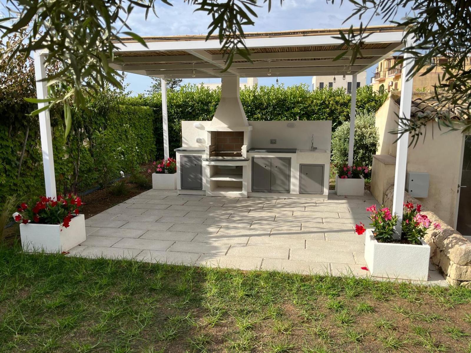 הוילה דונלוקאטה Il Giardino Dei Carrubi מראה חיצוני תמונה