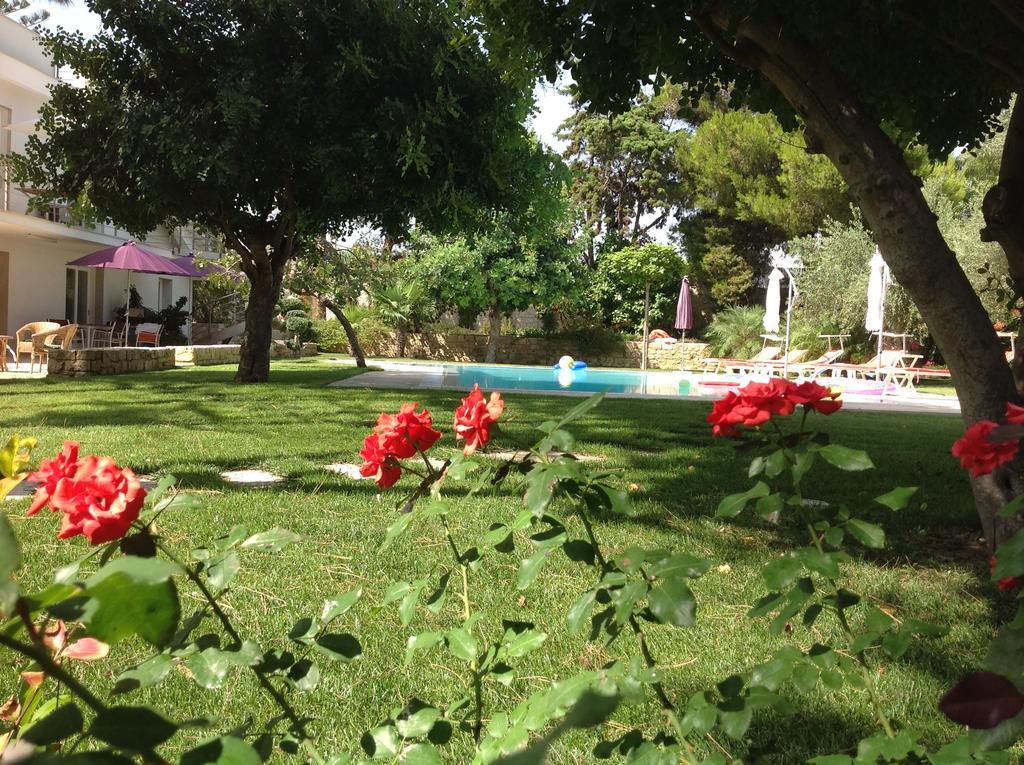 הוילה דונלוקאטה Il Giardino Dei Carrubi מראה חיצוני תמונה